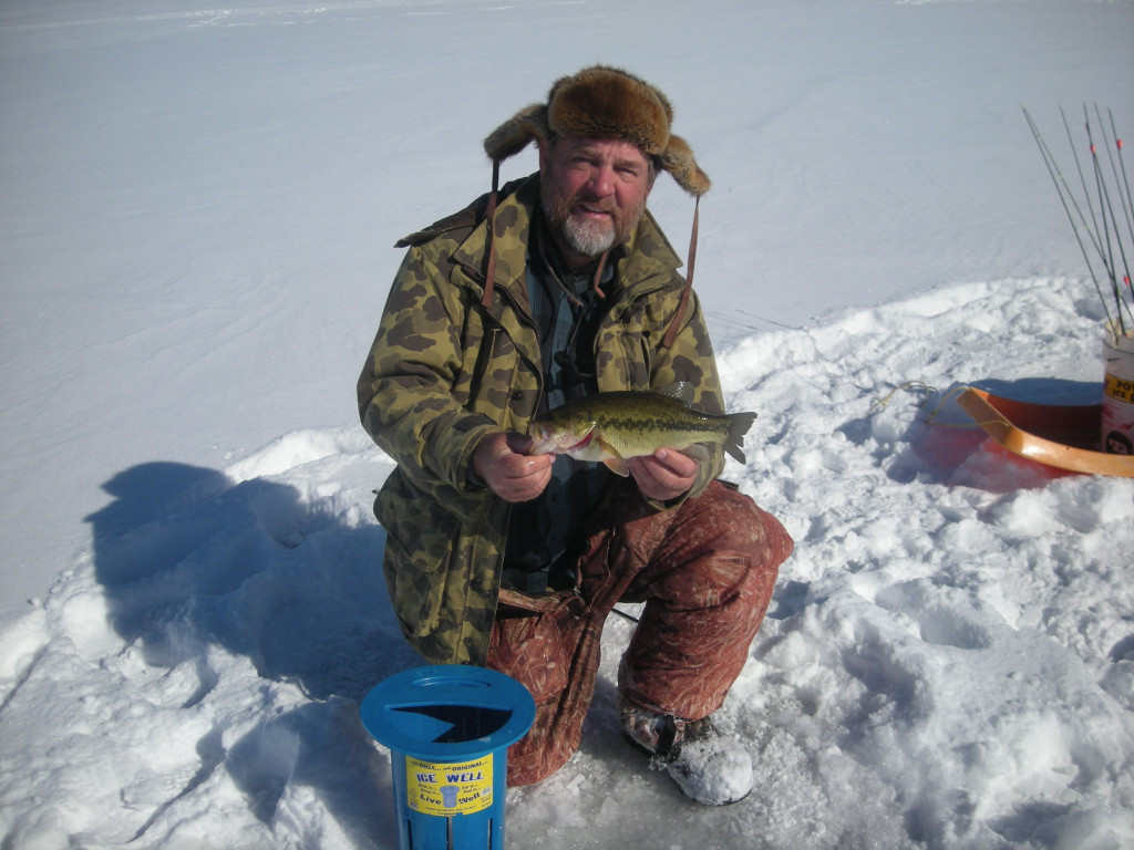 Best Ice Fishing Gear for Alaska 2018 - Fish Alaska Magazine