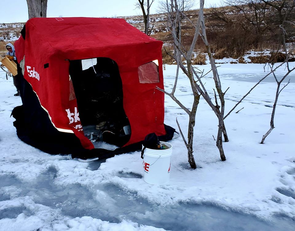 How to be safe, comfortable and successful fishing on the ice