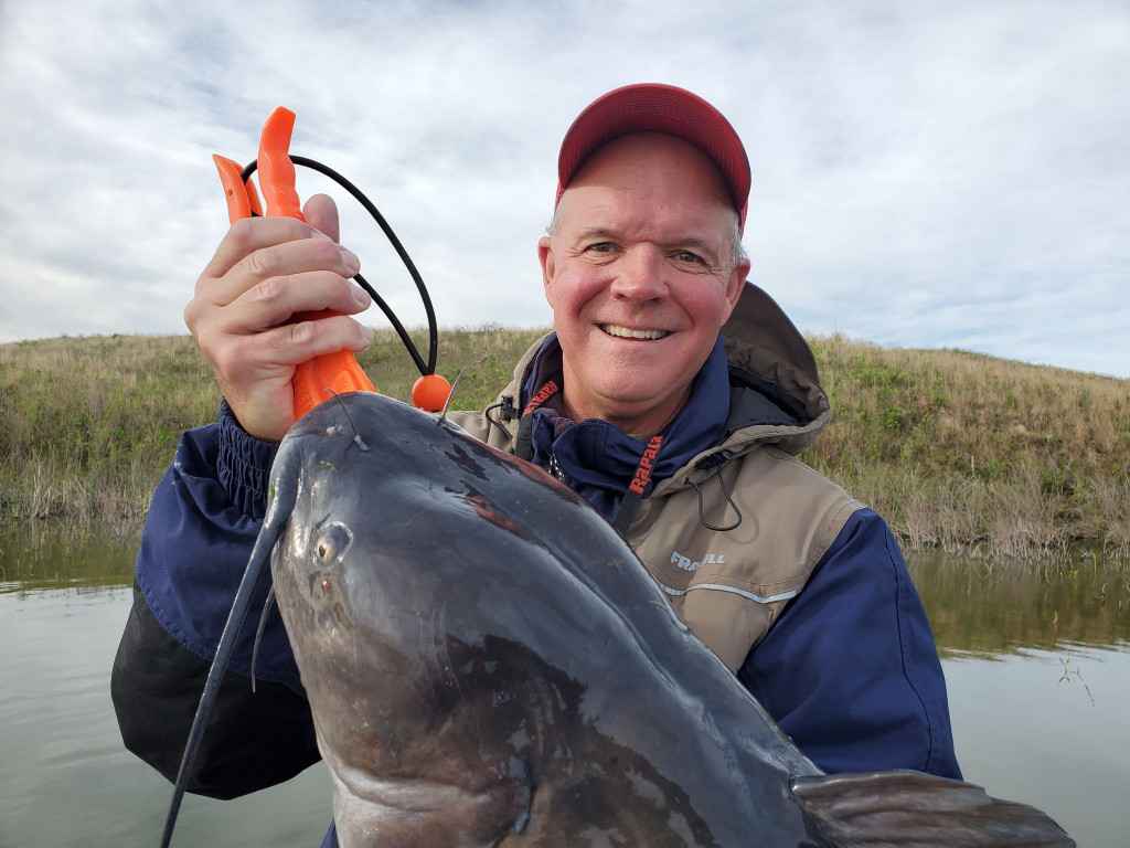 The Catfish Tackle Bag - In-Fisherman
