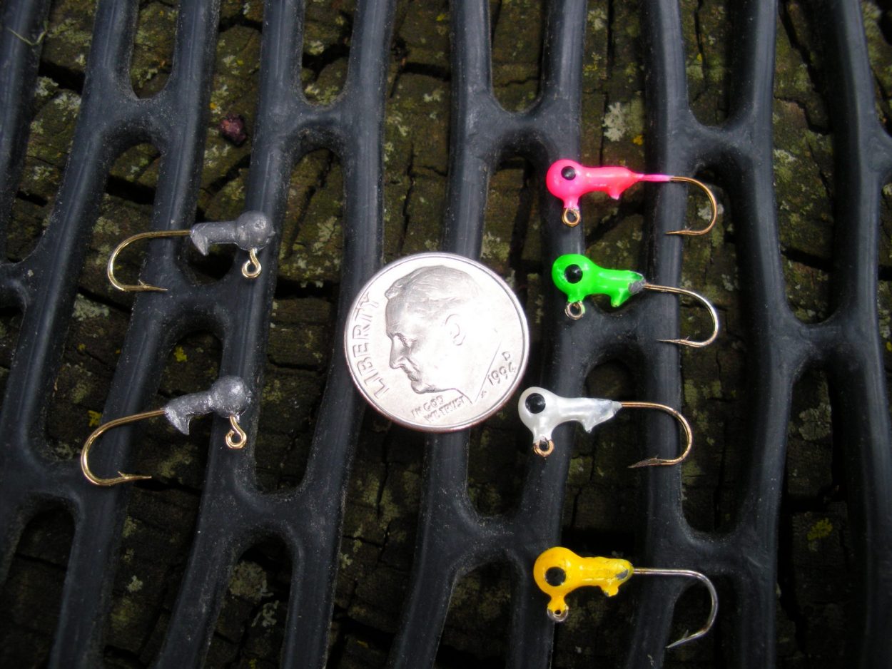 1/32 or 1/64 oz jig heads