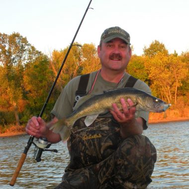 Daryl Bauer catches a walleye on a jig.