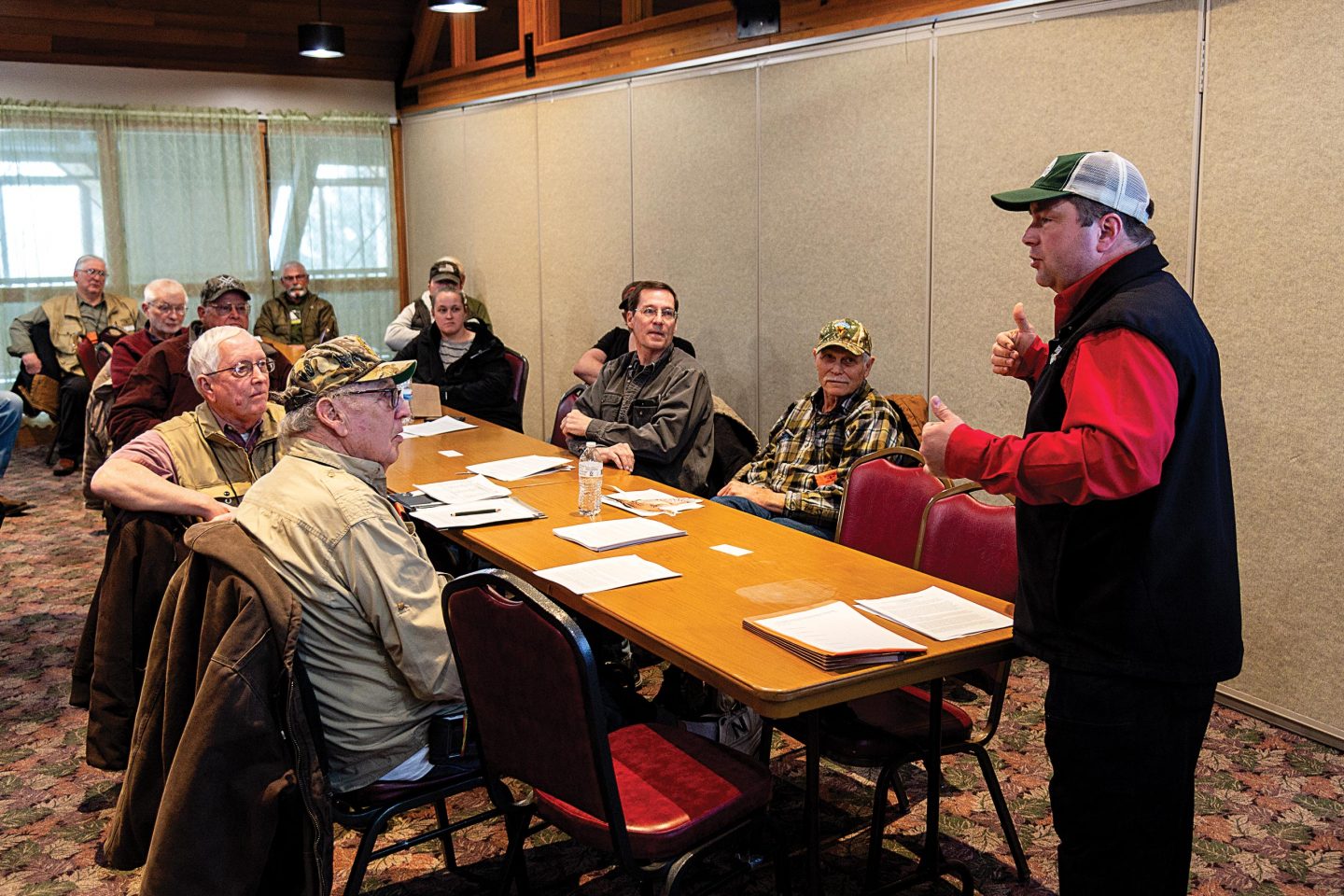 Jeff Rawlinson giving a presentation to hunter education instructors.