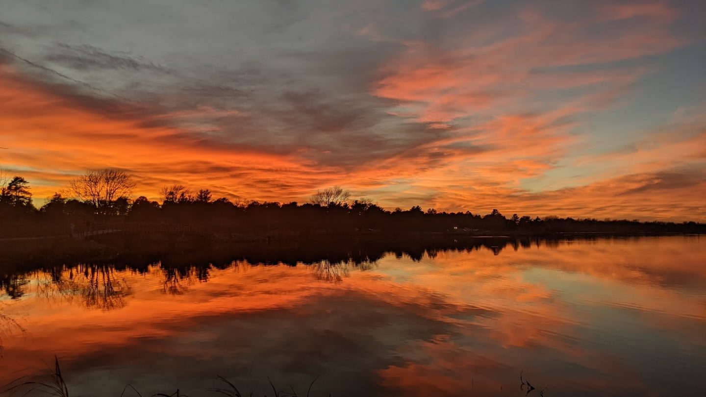 Winter sky on Holmes Lake.