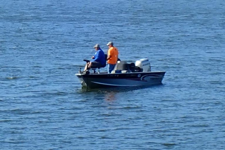 Boat anglers drifting on a Nebraska reservoir. Photo by Daryl Bauer, Nebraska Game & Parks Commission.