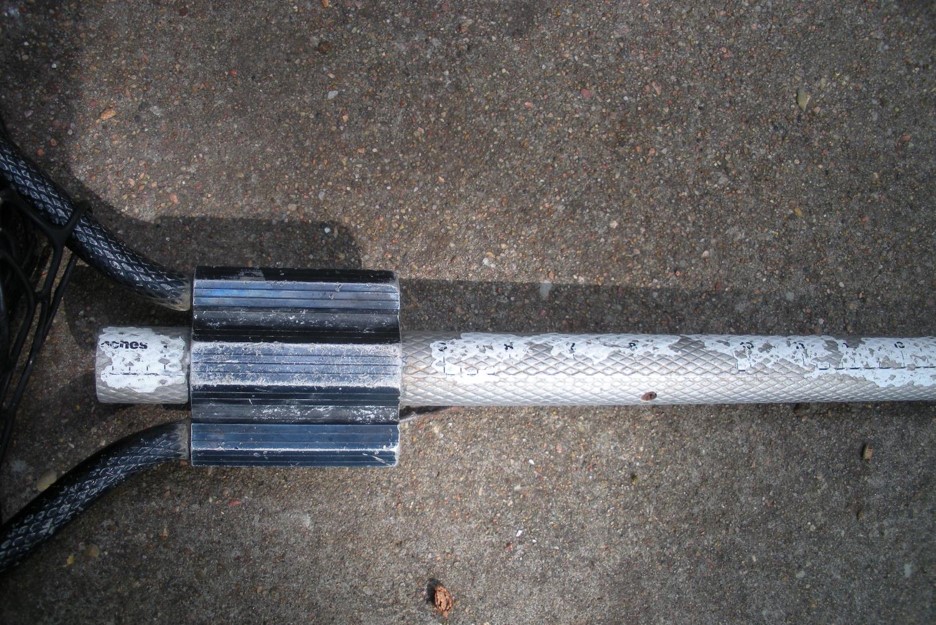 Landing net with length increments marked on handle.  Photo by Daryl Bauer, Nebraska Game & Parks Commission.