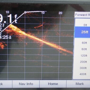 Screen of a forward-facing sonar unit.