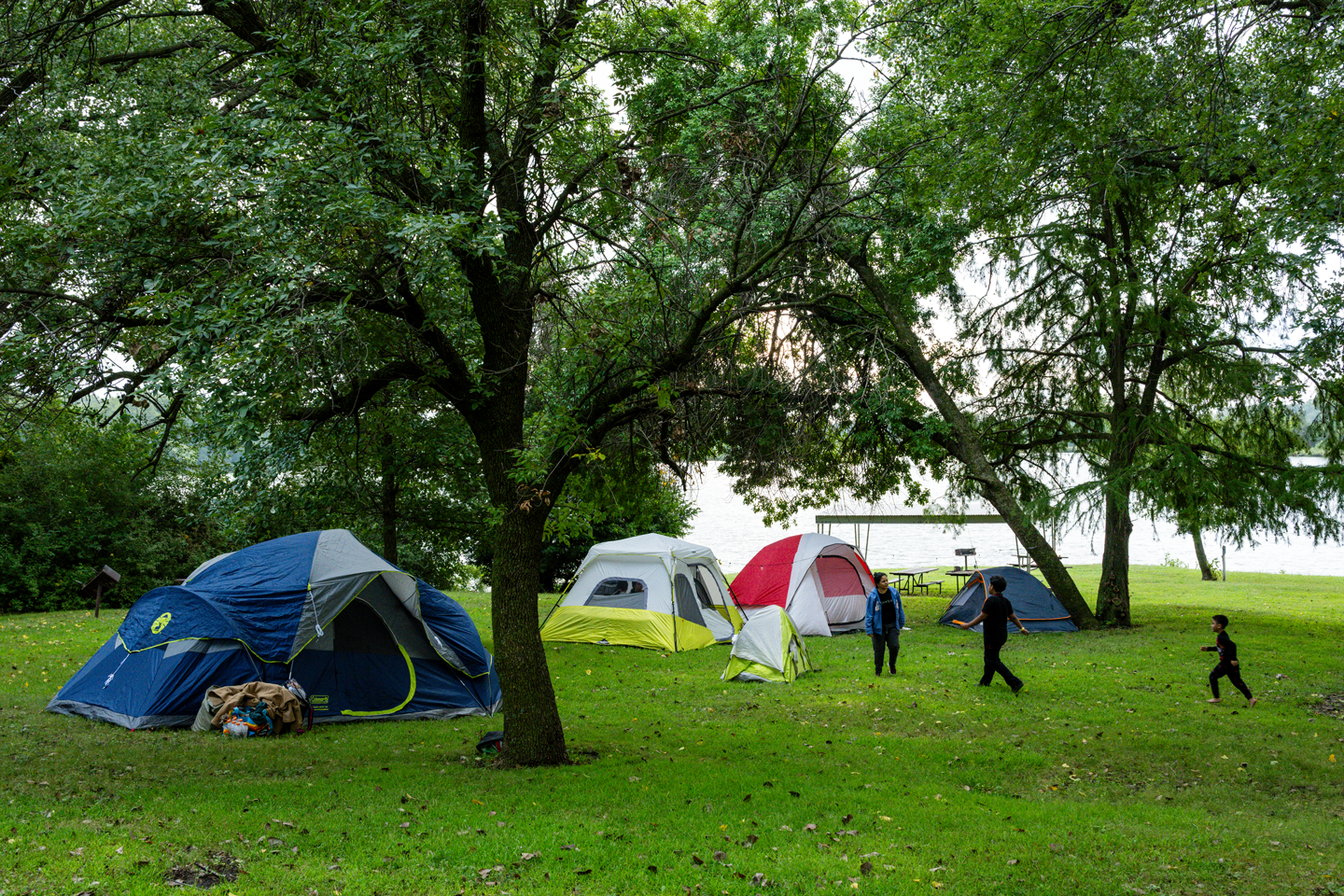 Tent camping sites are located next to both Lake 1 and Lake 2, at Alexandria.