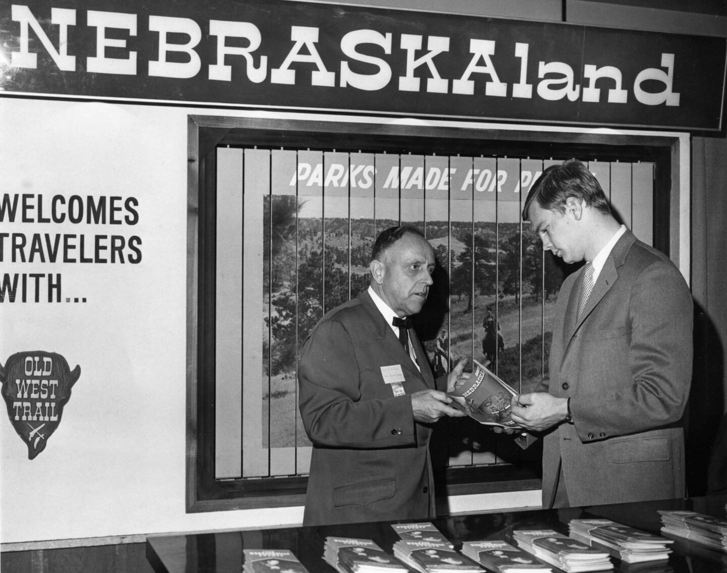 NEBRASKAland artist “Bud” Pritchard mans a sportsman show exhibit in New York City.