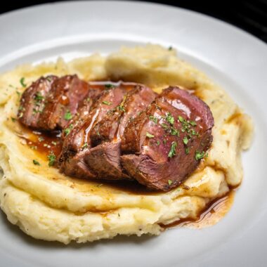 Cold-Pan Goose with Red Wine Sauce