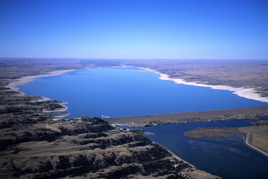 Aerial photo of Lake McConaughy.